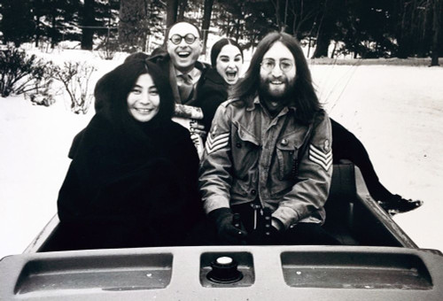 Yoko Ono, John Lennon, Ralph Ginzburg wife Shosana. Undated Photo by Neil Schneider (Yoko Ono John Lennon10821) Poster