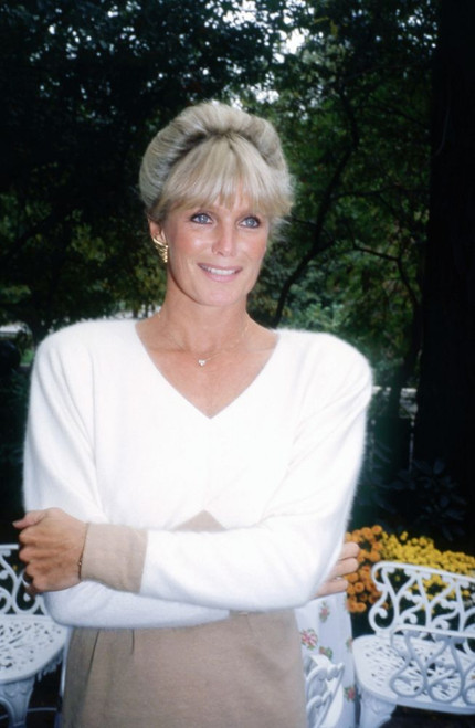 Linda Evans, circa 1980s. Photo: Oscar Abolafia (LINDAEVANS11) Poster