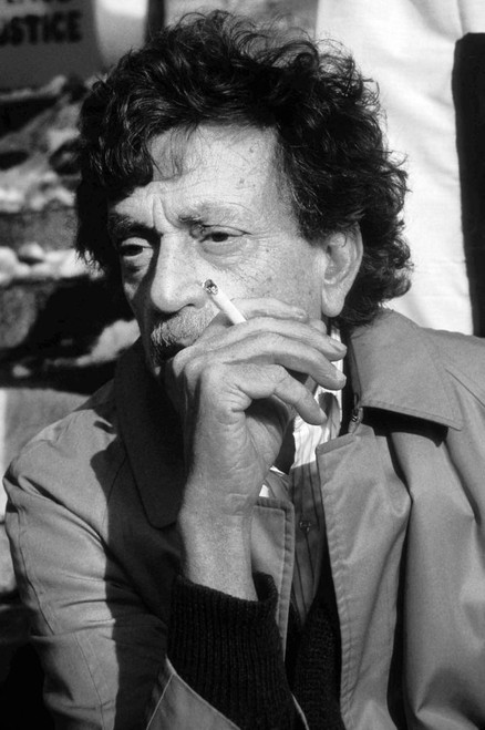 Kurt Vonnegut 1991. Photo by Adam Scull (Kurt Vonnegut07364) Poster
