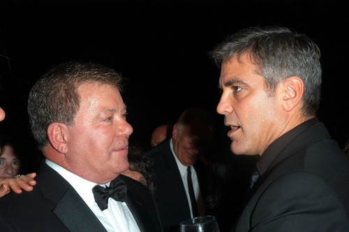 William Shatner & George Clooney at the 12th Annual SAG Awards, Shrine Auditorium, Los Angeles, CA, January 29, 2006. ph: Ron Wolfson / (William Shatner & George Clooney 2) Poster