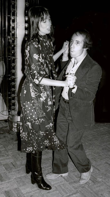 Shelley Duvall, Paul Simon 1980s. Photo By John Barrett (Shelley Duvall Paul Simon10916) Poster