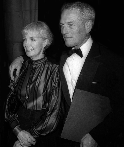 Paul Newman, Joanne Woodward 1982. Photo By Adam Scull (Paul Newman Joanne Woodward1090) Poster