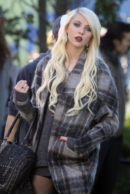 Taylor Momsen 2010, Photo By John Barrett (Taylor Momsen1161) Poster