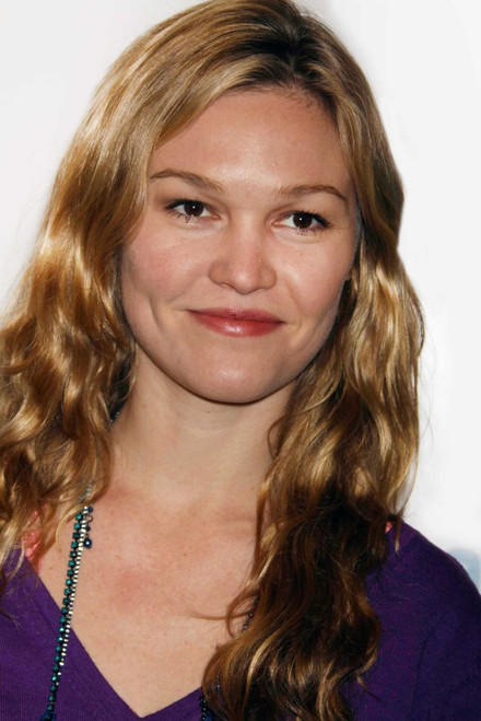 Julia Stiles 2009, Photo By John Barrett (Julia Stiles1238) Poster