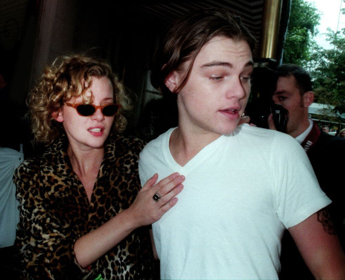 Gretchen Mol, Leonardo DiCaprio, 1997 Photo By John Barrett (Gretchen Mol Leonardo DiCaprio2727) Poster