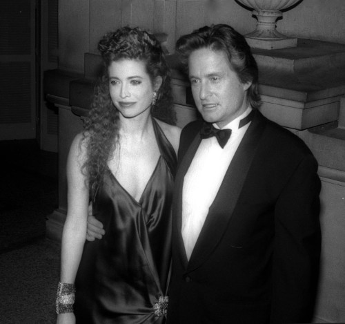 Michael Douglas, Diandra Douglas, 1995, Photo By John Barrett (Michael Douglas2704) Poster