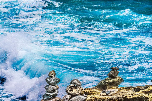 Cairns rock piles-Honolulu-Oahu-Hawaii. Cairns symbolize trails Poster Print - William Perry