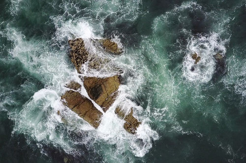 Rocky Shoreline Poster Print - Artographie