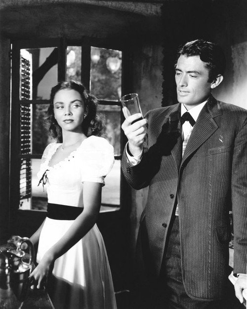 Duel In The Sun, From Left, Jennifer Jones, Gregory Peck, 1946 Poster Print Duel In The Sun, From Left, Jennifer Jones, Gregory Peck, 1946 Poster Print