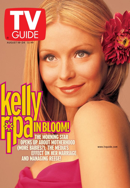 Kelly Ripa, Tv Guide Cover, August 18-24, 2001. Tv Guide/Courtesy Everett Collection Poster Print