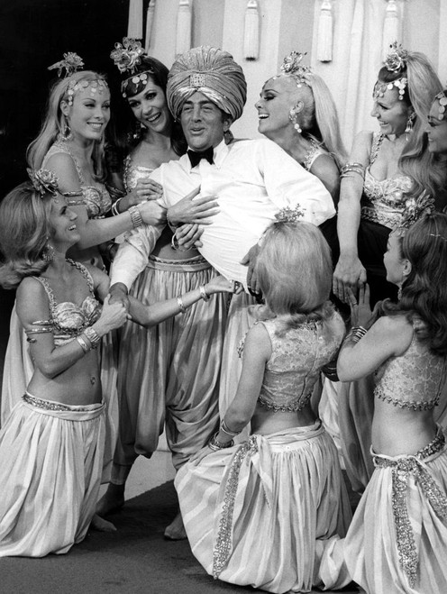 Dean Martin Show, Dean Martin, 1965-1974, 1967 Episode Poster Print