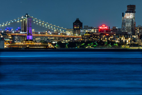 USA-New York New York City skyline at night Poster Print - Hollice Looney # VARPDXUS33HLL0013