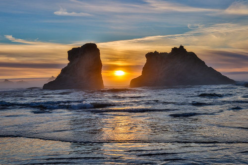 Usa-Oregon-Bandon Bandon Beach-Sunset at the Beach Poster Print - Hollice Looney # VARPDXUS38HLL0178