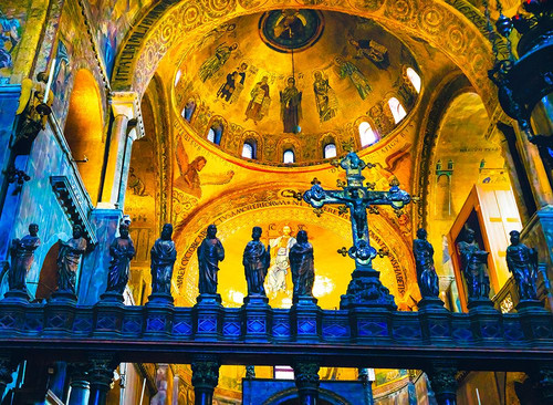 Cross Saint Marks Basilica arches-mosaics-Venice-Italy Poster Print - William Perry # VARPDXEU16WPE1057