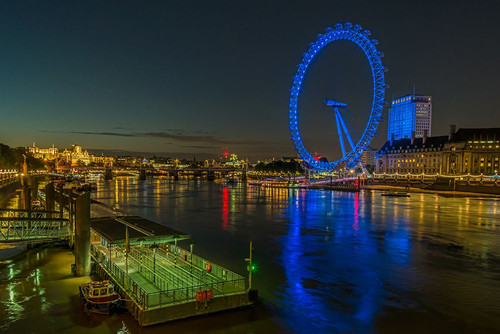 London Eye at Night Poster Print - Richard Silver - Item # VARPDX86051