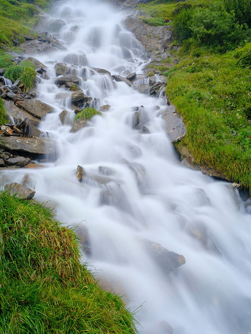 Beilstein waterfall. Otztal Alps in the Naturepark Otztal. Europe- Austria- Tyrol Poster Print - Martin Zwick (12 x 16)