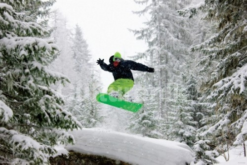 SNOWBOARDER JUMPING Poster Poster Print - Item # VARIMPST4903