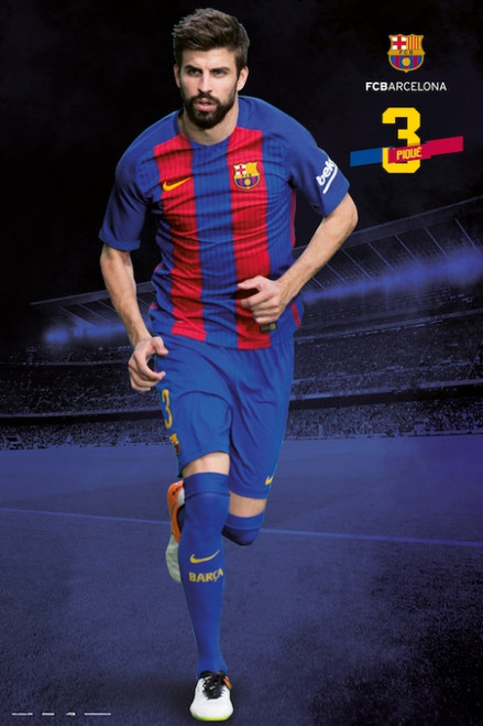 Fc Barcelona 2016/2017 Pique Pose Poster