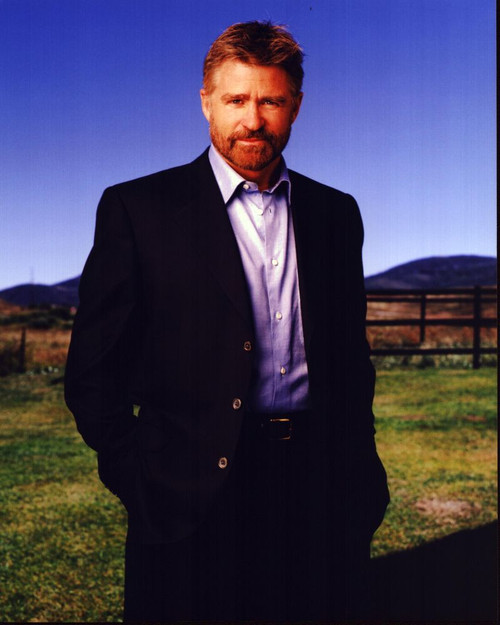 Treat Williams Posed In Suit Outside Photo Print