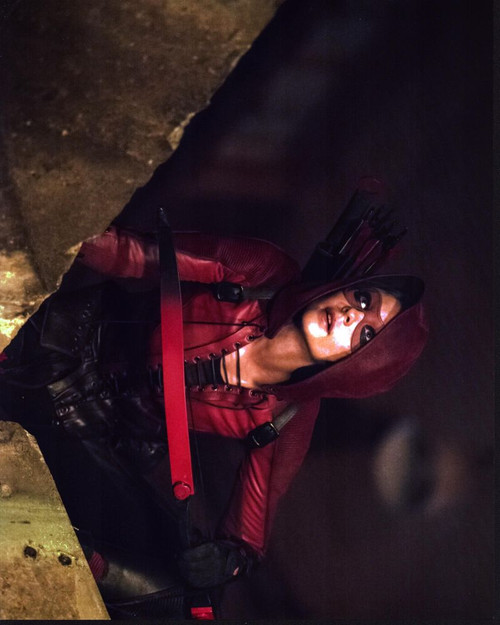 Willa Holland In Costume For Arrow Photo Print