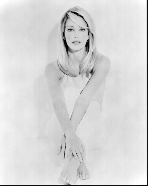 Heather Locklear Sitting With Hands On Legs Black And White Photo Print