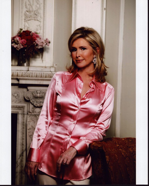 Kathy Hilton Leaning On Chair Photo Print