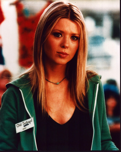Tara Reid Wearing Green Hoodie In American Pie 2 Photo Print - Item # MVM70040