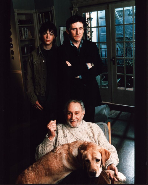 John Hensley, Gabriel Byrne And Roy Dotrice With Dog For Madigan Men Photo Print