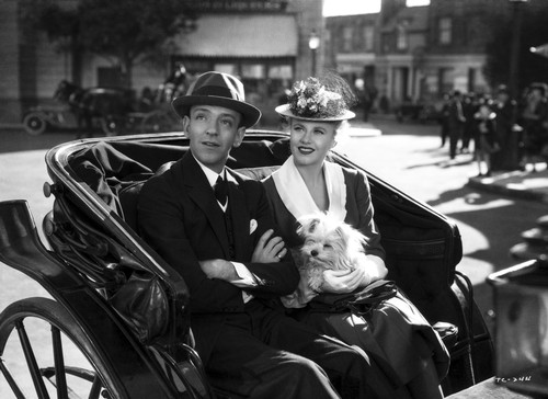 Fred Astaire and Ginger Rogers Riding a Carriage Photo Print