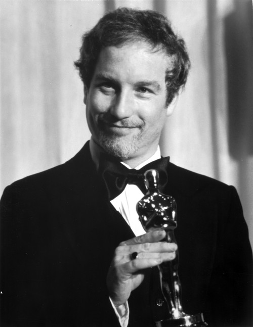 Richard Dreyfuss holding an awards statue Photo Print - Item # VARCEL684512