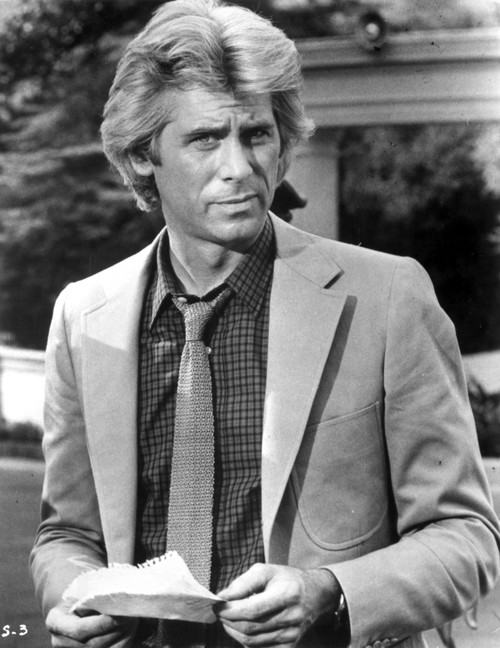 Barry Bostwick wearing a suit outdoors Photo Print - Item # VARCEL685194