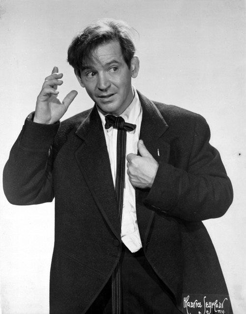 Irwin Corey wearing a coat Photo Print