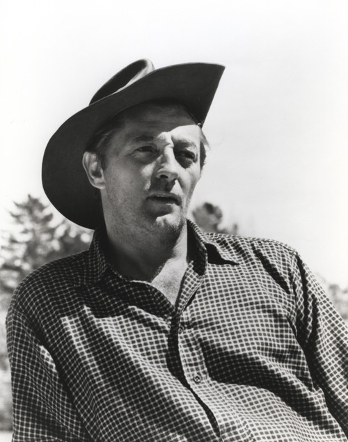 Film still featuring Robert Mitchum as a cowboy Photo Print - Item # VARCEL686094