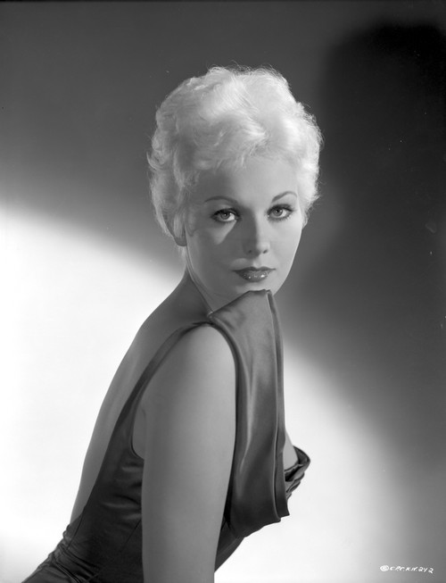 Kim Novak Posed in Gown Black and White Photo Print - Item # VARCEL686487