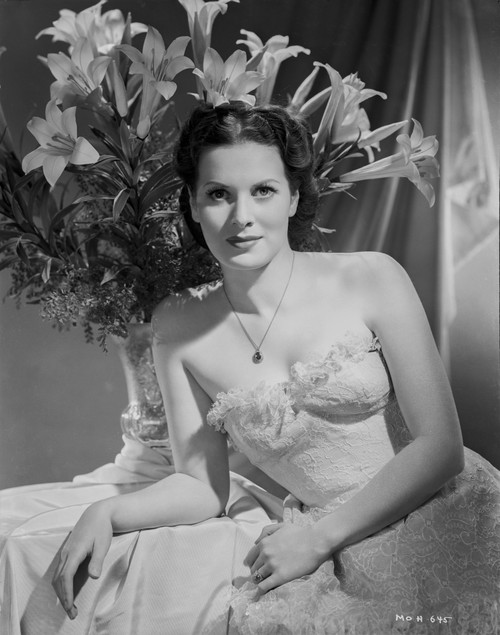 Maureen O'Hara Posed in White Gown Portrait Photo Print - Item # VARCEL686668