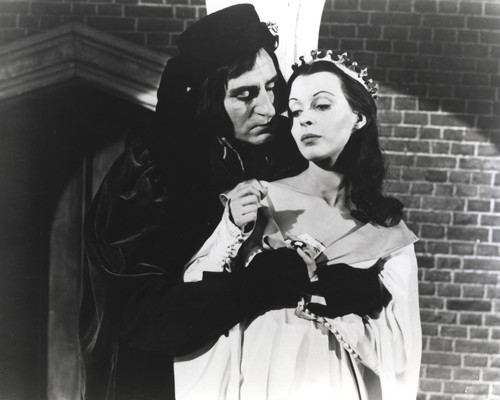 Laurence Olivier and Claire Bloom in Richard III Photo Print - Item # VARCEL686751