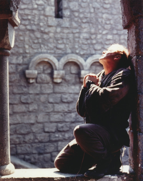 Mandy Patinkin Praying Portrait Photo Print - Item # VARCEL686821
