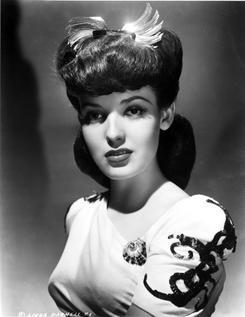 A portrait of Linda Darnell Photo Print - Item # VARCEL696773