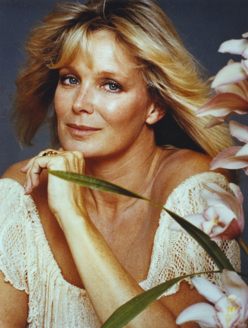 Linda Evans posed Close Up Portrait Photo Print - Item # VARCEL697110