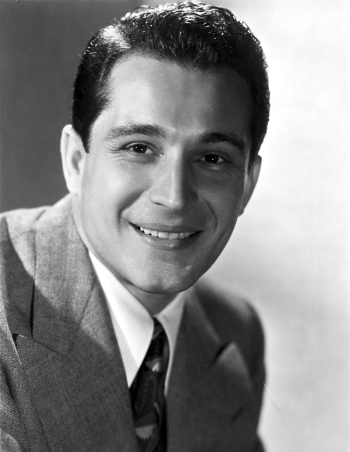 Perry Como smiling in Nice Suit Portrait Photo Print - Item # VARCEL697786