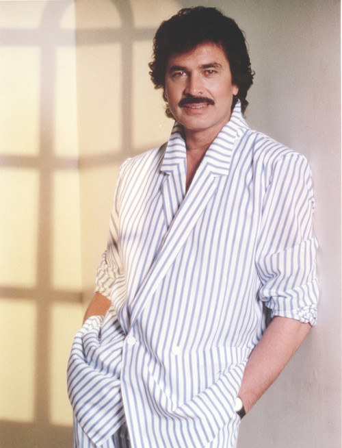 Engelbert Humperdinck posed in Stripe Robe Photo Print - Item # VARCEL700220