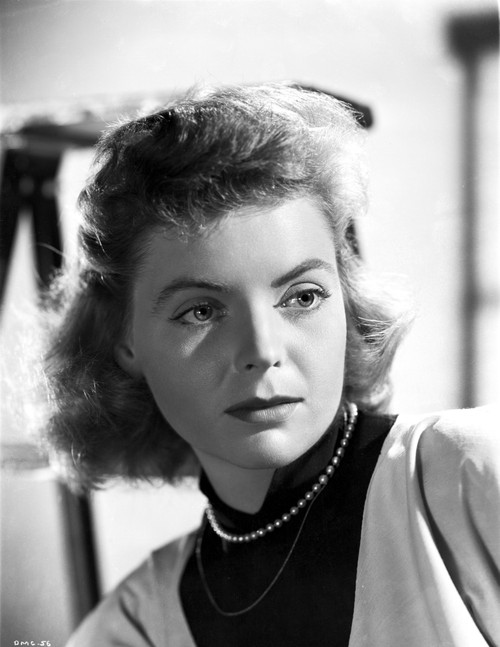 Dorothy McGuire Looking Away in Black and White Photo Print - Item # VARCEL701606