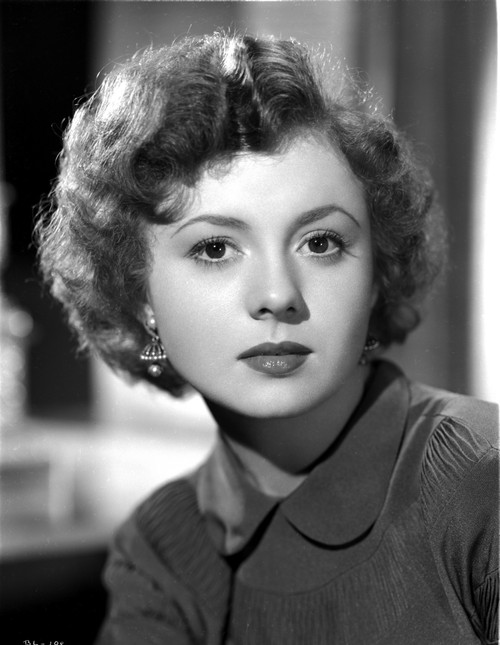Betty Lynn sitting and posed Portrait Photo Print - Item # VARCEL701580