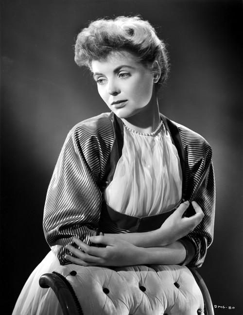 Dorothy McGuire on a Printed Top Leaning and posed Photo Print - Item # VARCEL701631