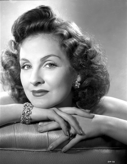 Constance Moore Leaning on Two Hands Portrait Photo Print - Item # VARCEL702279