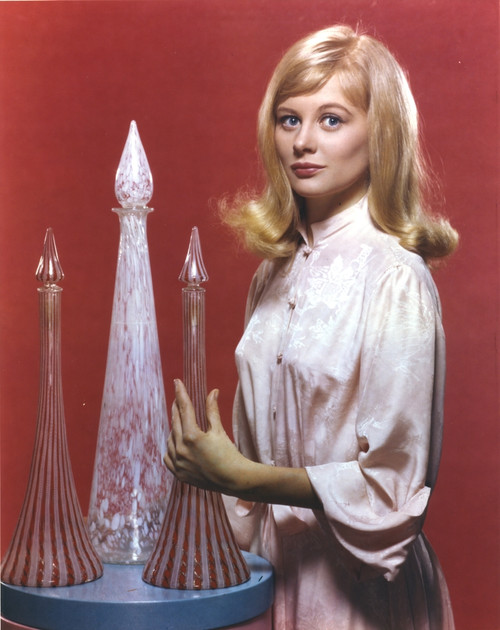 Shirley Knight posed in Long sleeve Photo Print - Item # VARCEL689713