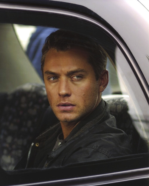 Jude Law in Car Photo Print - Item # VARCEL690082