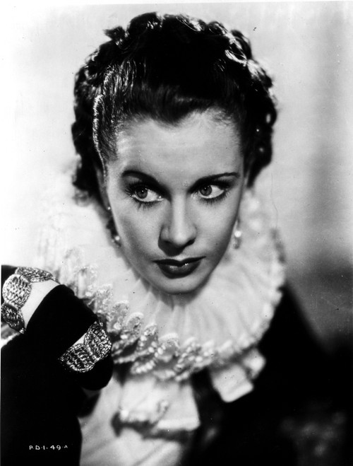 Film still featuring Vivien Leigh Photo Print - Item # VARCEL690285