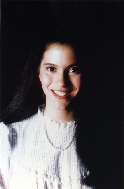 Jamie Gertz smiling Beautiful Photo Print - Item # VARCEL694358