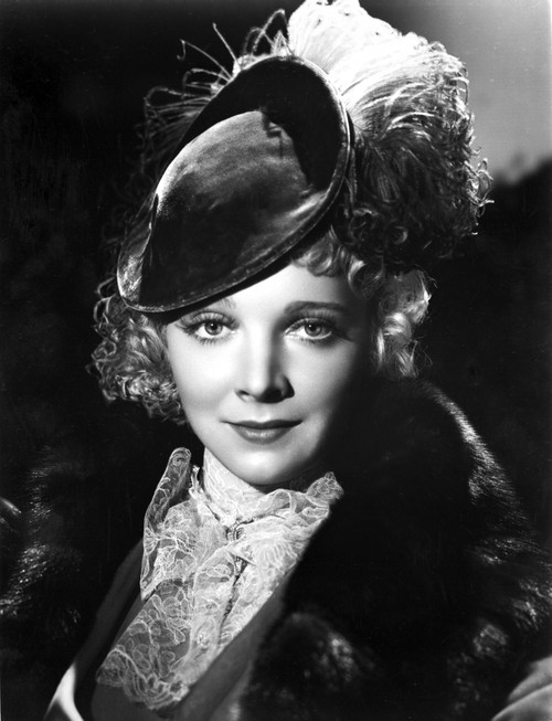 Virginia Bruce smiling in Black and White Portrait Photo Print - Item # VARCEL695228